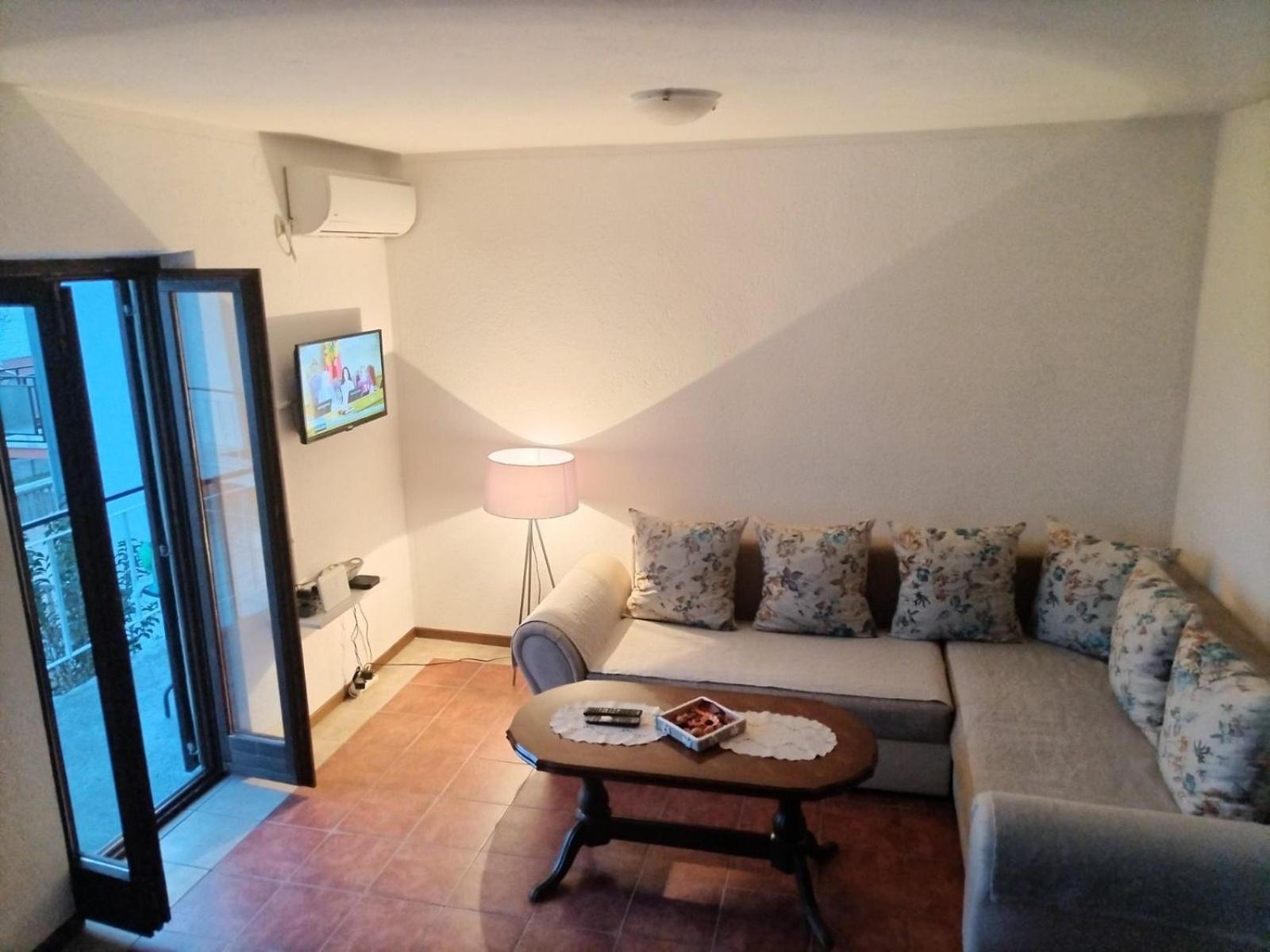קוטור Apartment Ivana מראה חיצוני תמונה